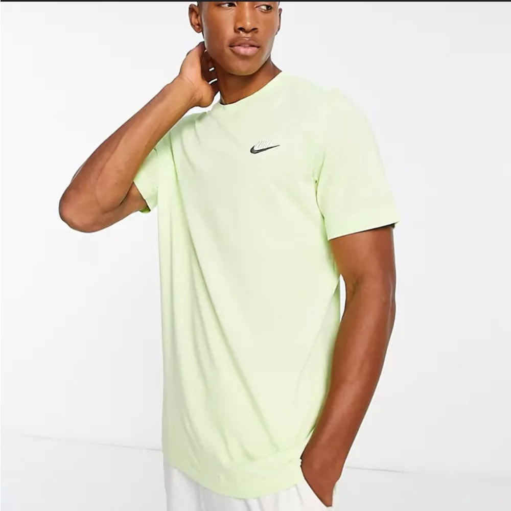 Nike Men’s Jade Green Short Sleeve T-Shirt Size XL